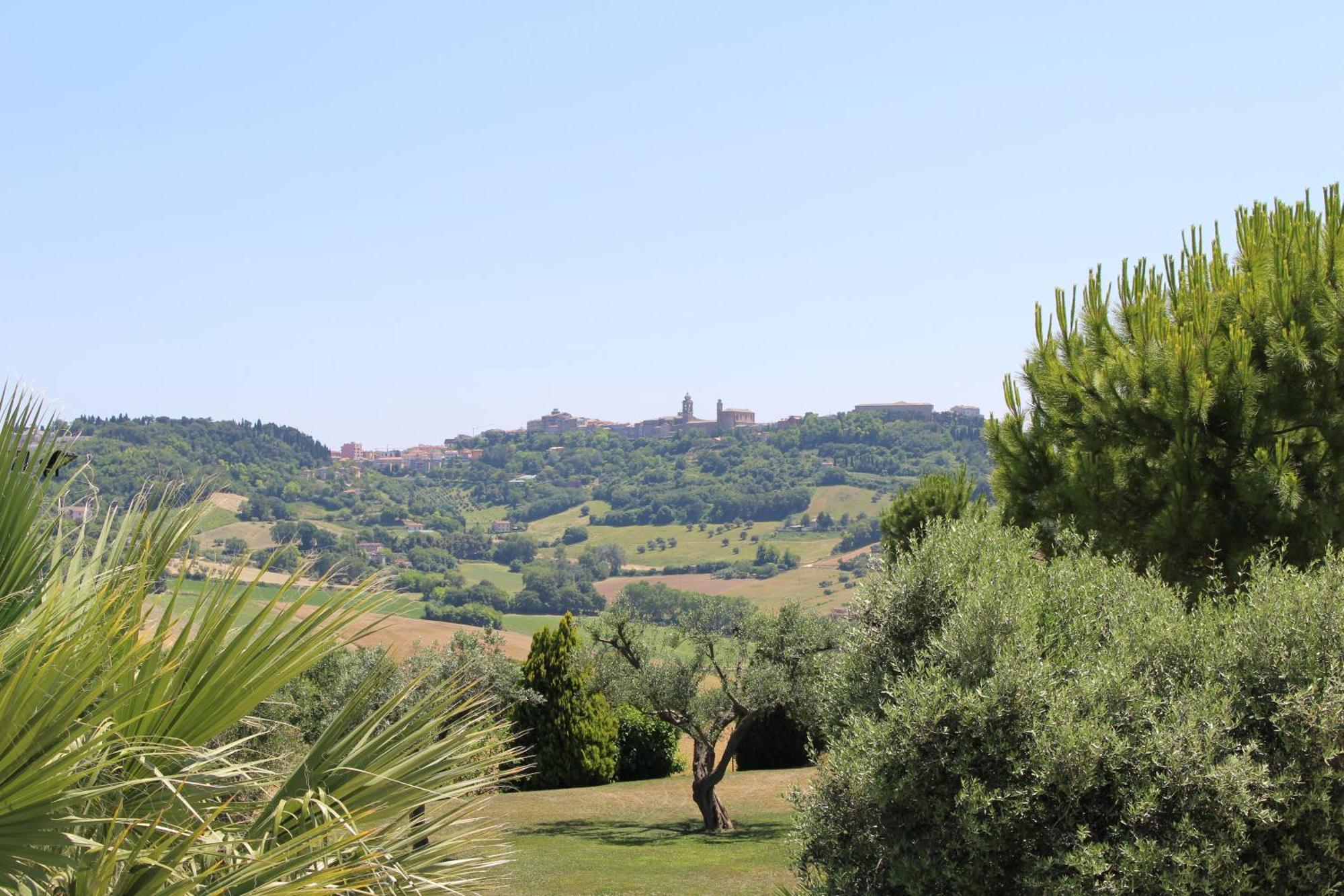 Villa Belvedere Degli Ulivi Озимо Экстерьер фото