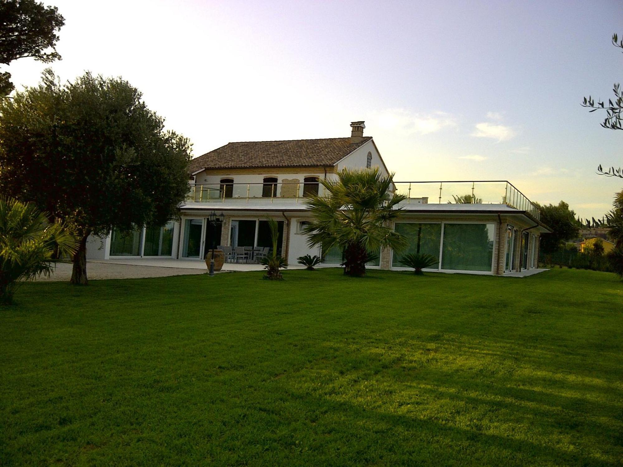 Villa Belvedere Degli Ulivi Озимо Экстерьер фото